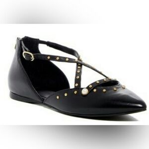 14th & Union Black Strappy Flats